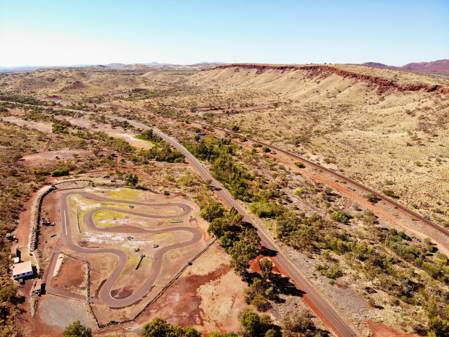 Tom Price ist der letzte Halt vor dem Karijini Nationalpark. Tom Price, Tom Price Australien, Karijini Nationalpark, Karijini Anreise