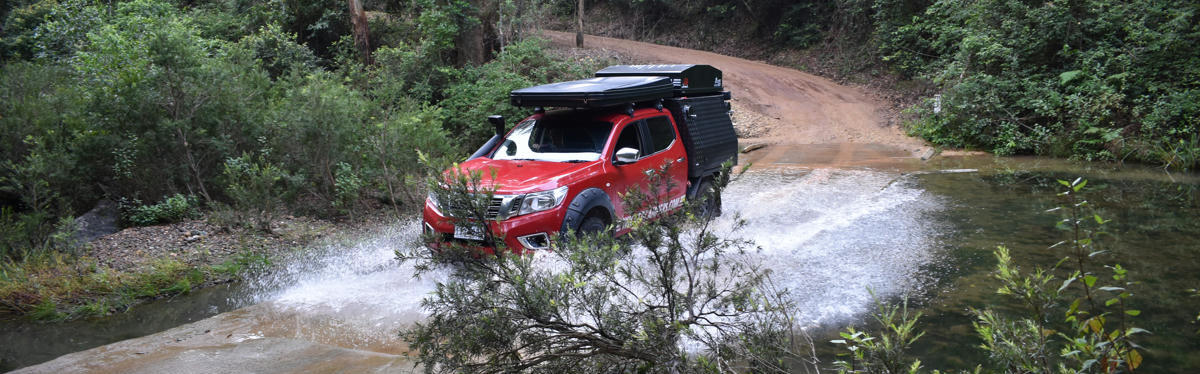 Grip 4 WD offroad mit bis zu 4 Personen und 2 Dachzelten mit Campervan Village durch Australien