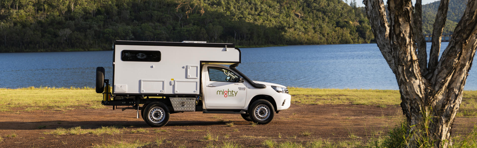 Mighty 4WD von Mighty Campers geparkt in Australien 