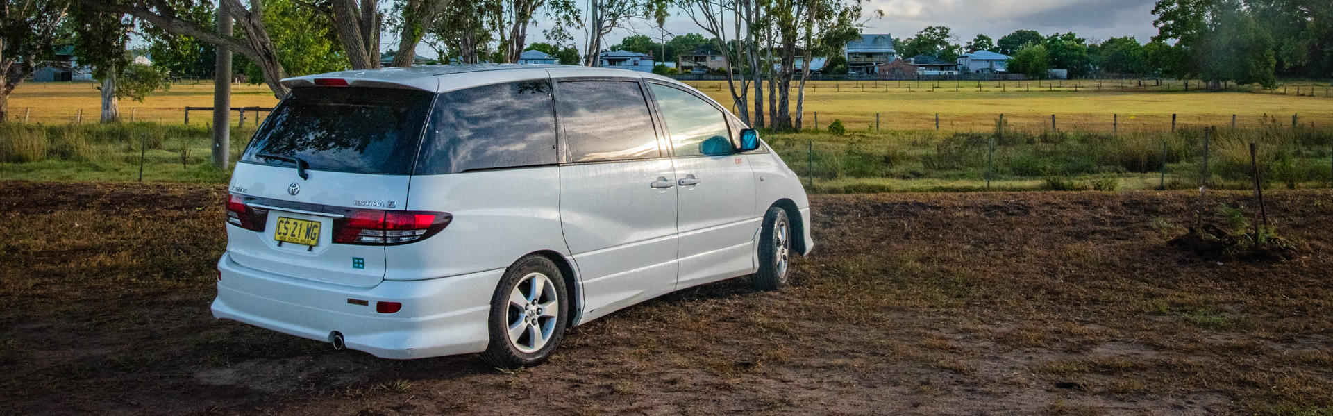 Beta 2S Mini Camper für 2 Personen von Spaceships mieten in Australien