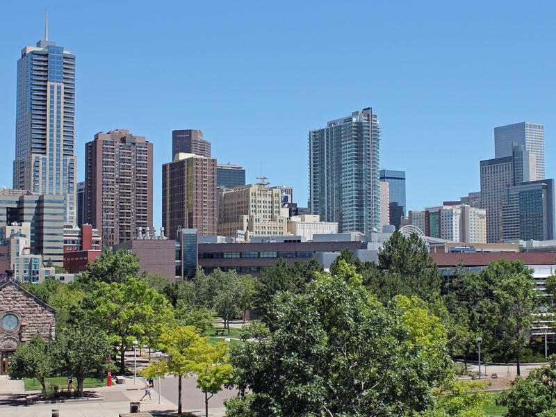 Denver's Skyline mit Natur
