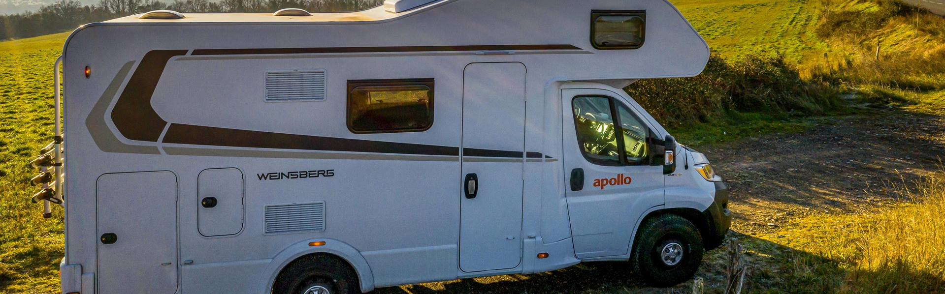 Miete den großen Family Voyager von Apollo für bis zu 6 Personen in Deutschland