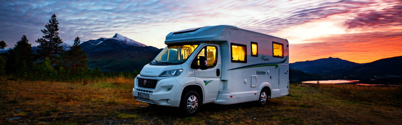 DRM Wohnmobil vor Sonnenuntergang