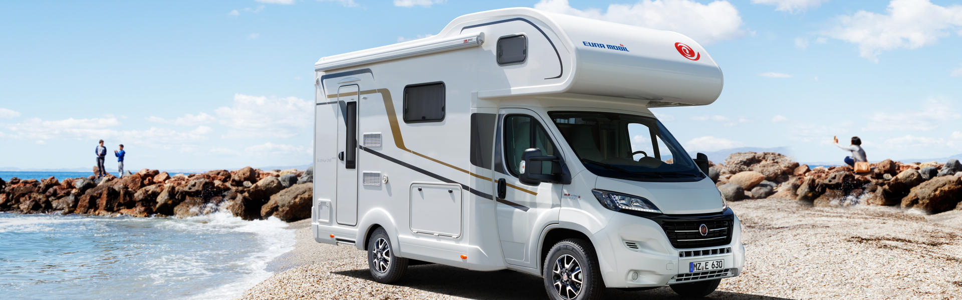 Den F4 Family Star von DRM für 4 Personen in Deutschland günstig mieten über CamperOase.