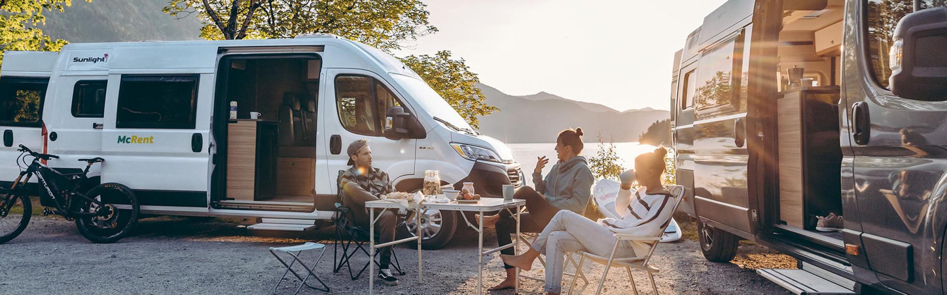 Urban Luxury mit Campern vor Szenarie 