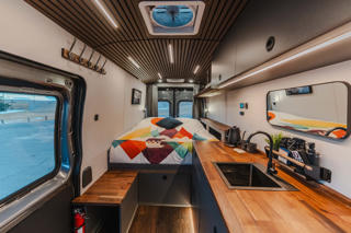 Vorschau Bildergalerie Deluxe Karma Van