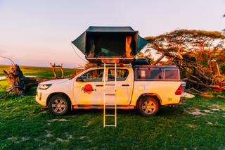 Vorschau Bildergalerie Premium Toyota Hilux 2 Pax von AfriCar Car Hire in Namibia