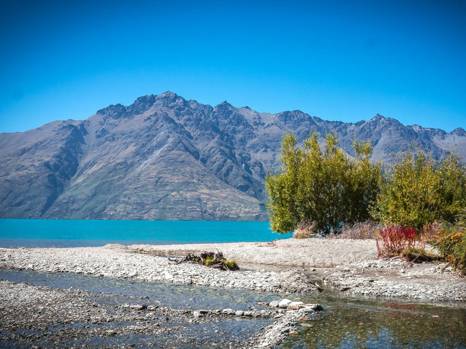 Glenorchy ist vor allem durch seinen Isengard Lookout bekannt. Glenorchy, Paradise, Queenstown, Herr der Ringe, Gletschersee
