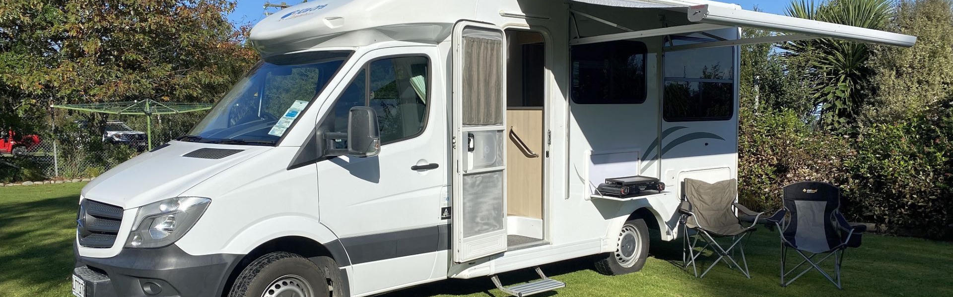 Den Kia Ora Cascade für vier Personen in Neuseeland günstig mieten mit CamperOase!