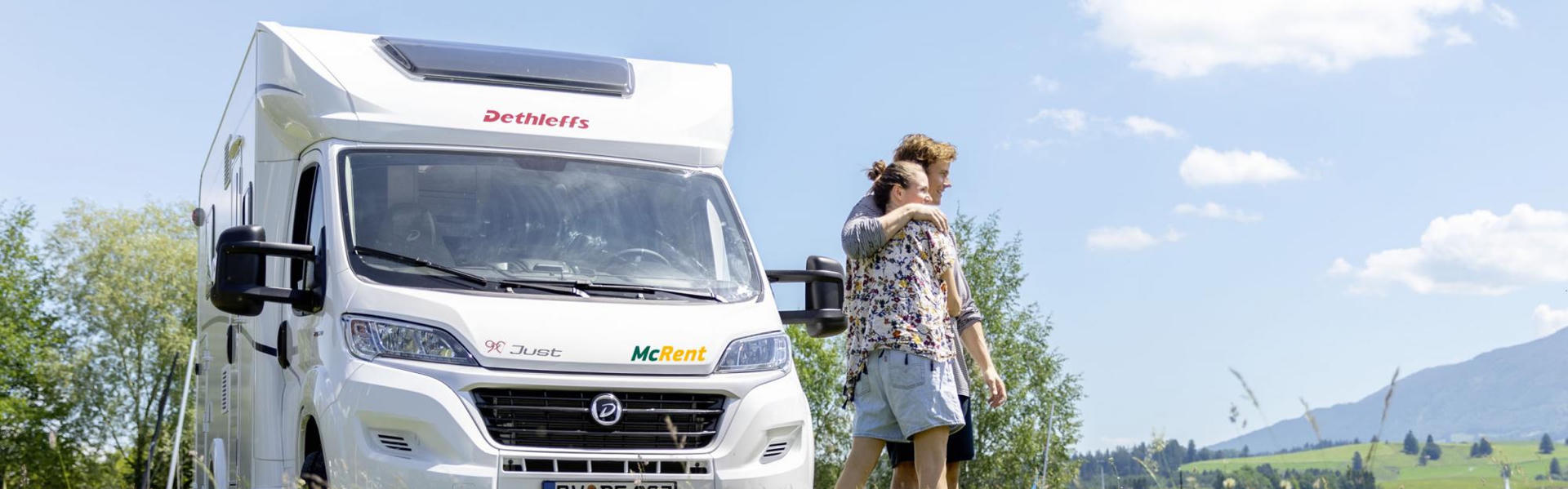 Camper auf Wiese