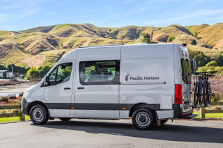 Vorschaubild Bildergalerie 2+1 Motorhome