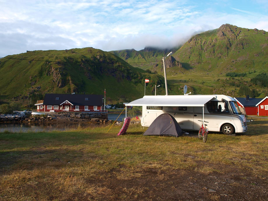 Campen in Norwegen ist unkompliziert und (fast) überall erlaubt Wohnmobil Norwegen, Campen in Norwegen, Campervan Norwegen