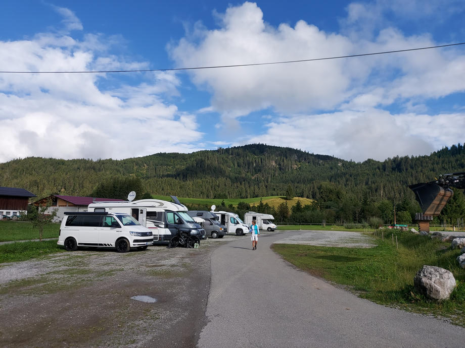 In Österreich und der Schweiz gibt es ein breites Angebot an Camping- und Stellplätzen. Camping Alpne, Stellplätze Alpen