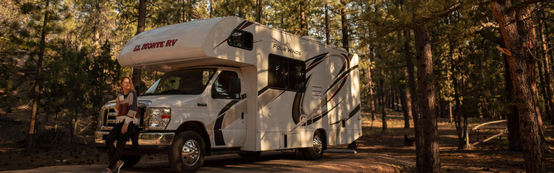 Class C Medium C Wohnmobil von El Monte RV USA